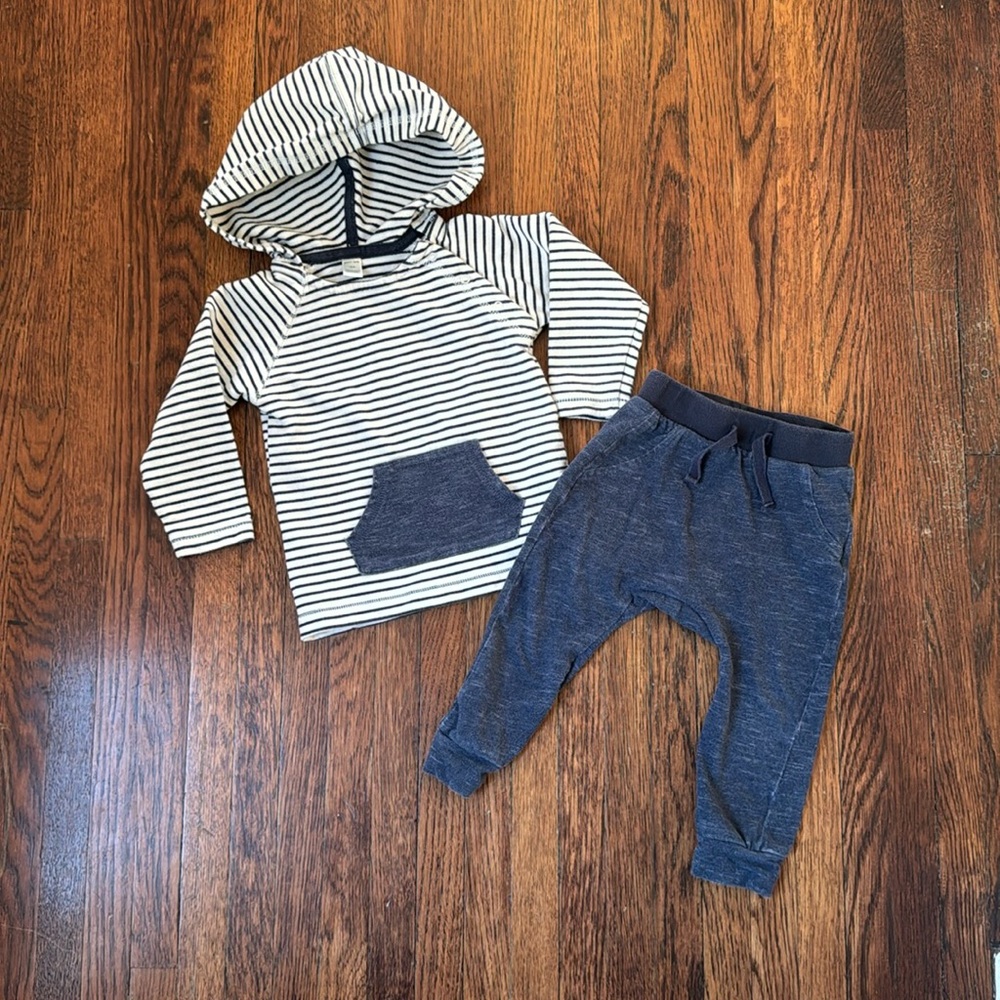 Petit Lem hooded shirt and jogger sweatpants set, nave blue stripe, sz 18 mo